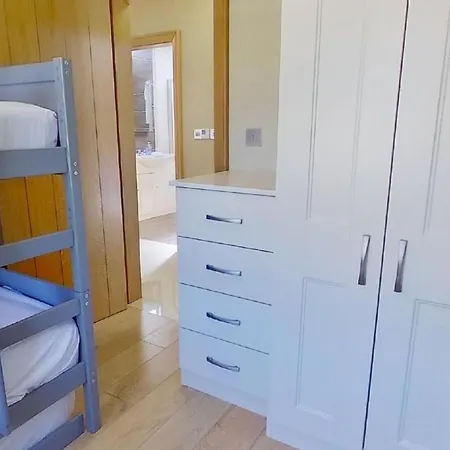 Harbour View, Mullaghmore, *