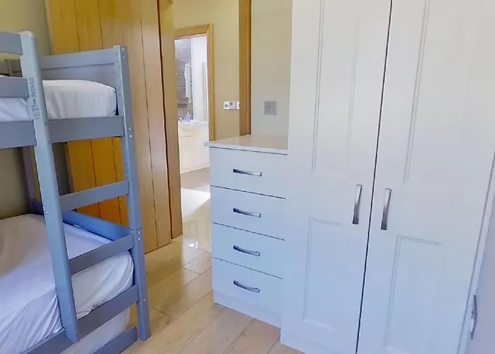 Harbour View, Mullaghmore, *